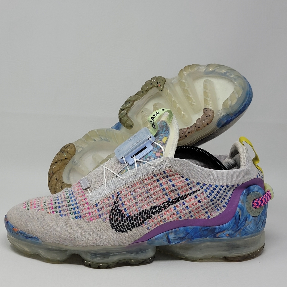 Nike Air VaporMax 2020 Flyknit Men's Size 11 Multicolor CJ6740-001 Sneakers